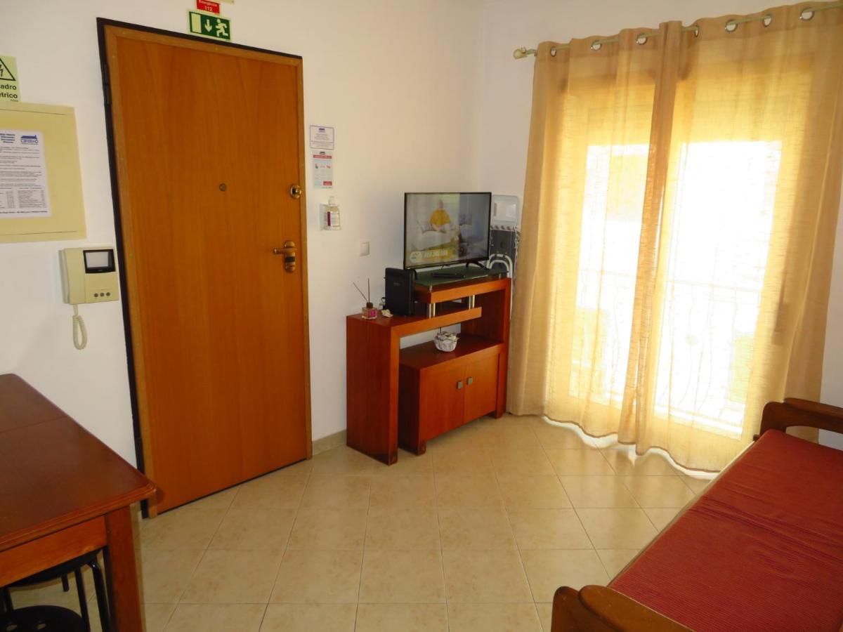 Apartamentos Carolino มงติกอร์โด ภายนอก รูปภาพ