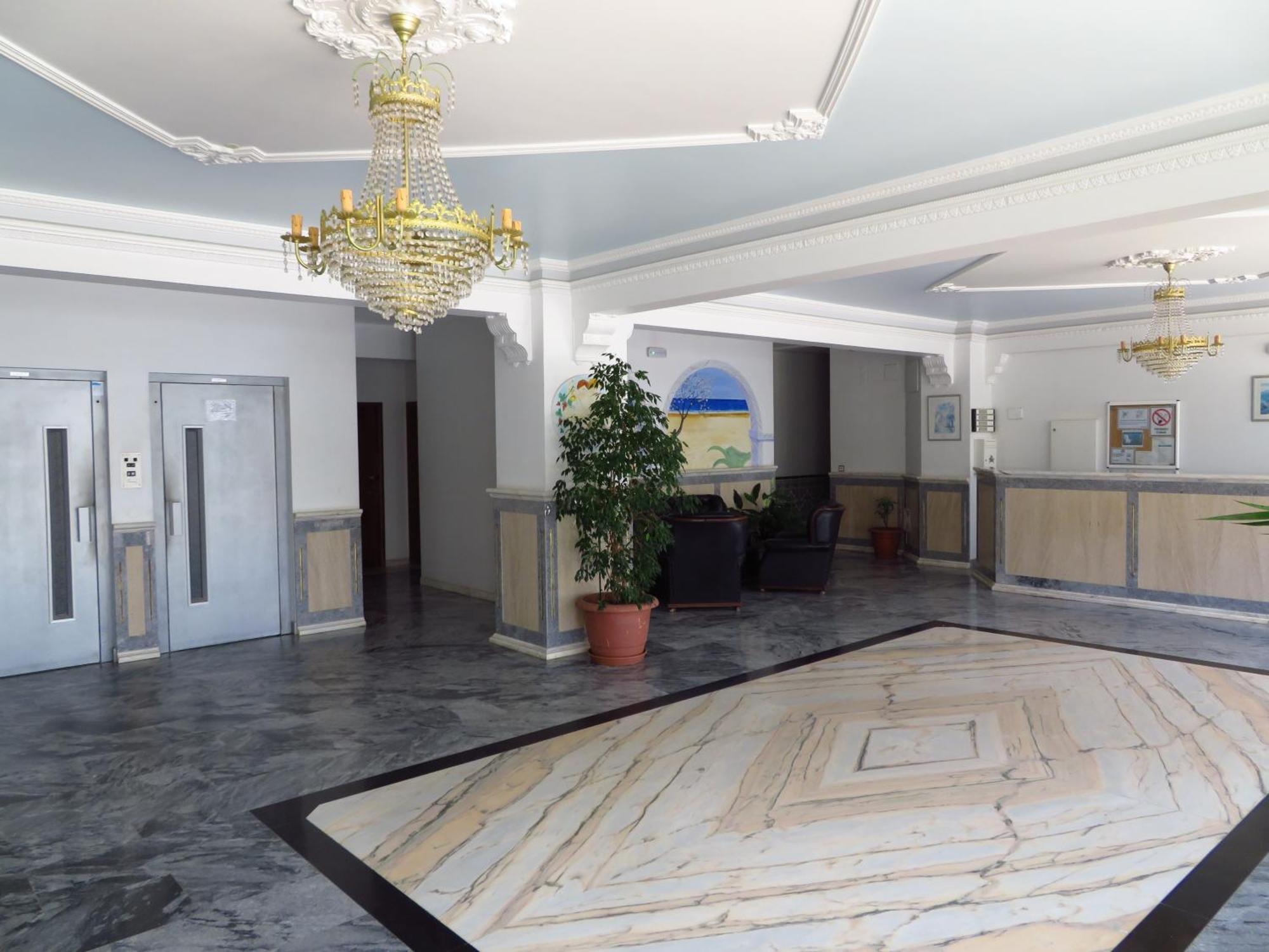 Apartamentos Carolino มงติกอร์โด ภายนอก รูปภาพ