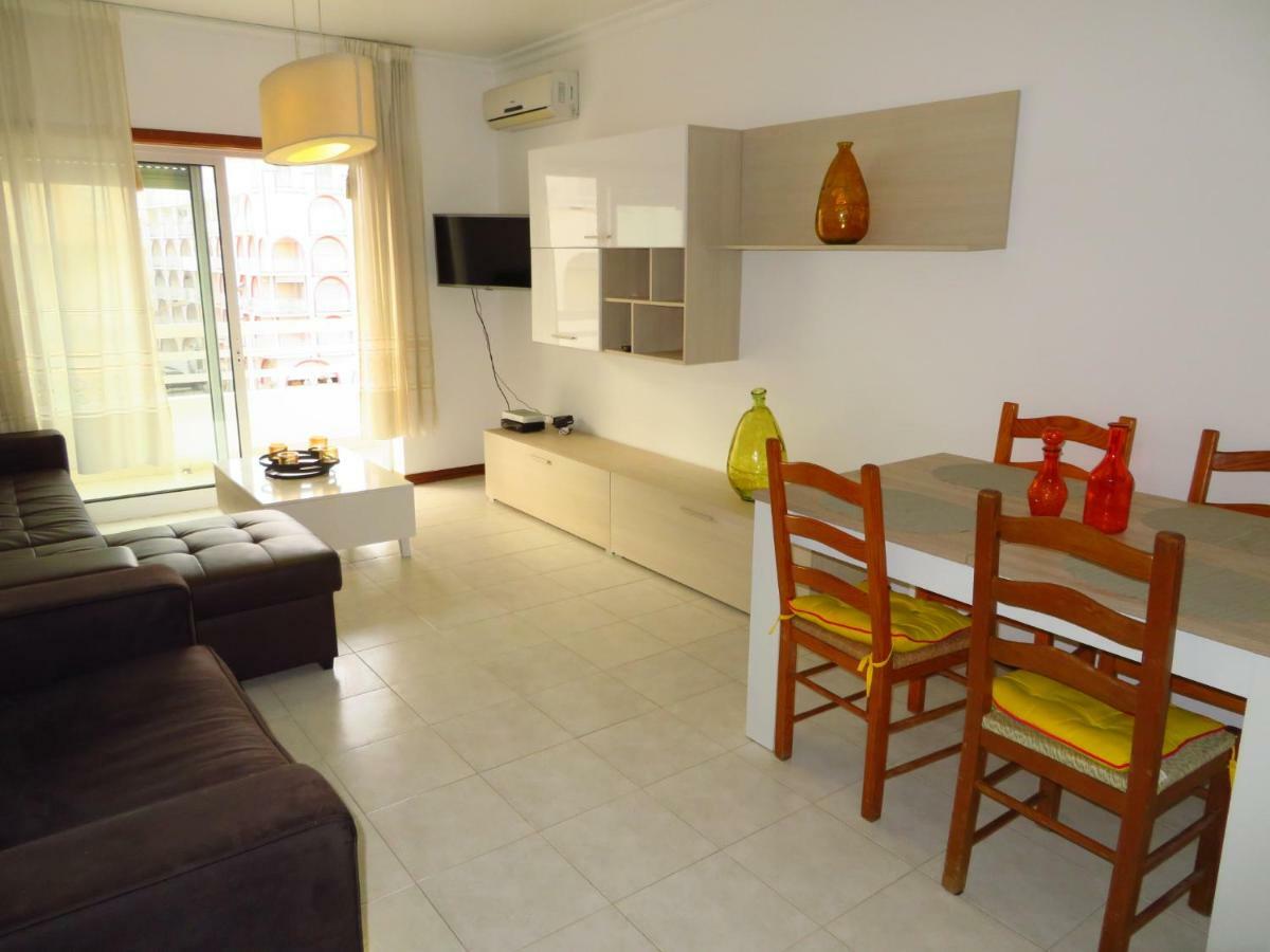Apartamentos Carolino มงติกอร์โด ภายนอก รูปภาพ